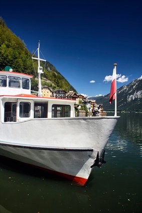 Ein Verkehrsboot