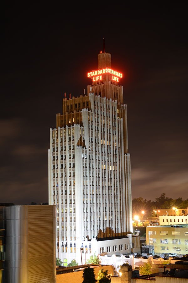 Das Plaza Hotel in Tara heute
